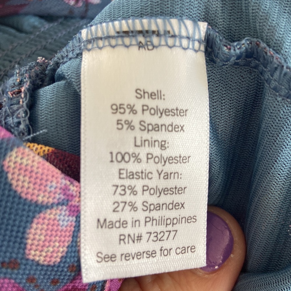 Blue Purple Floral Lauren Conrad Sheer Stretchy Top long sleeve 3x plus - Picture 7 of 7